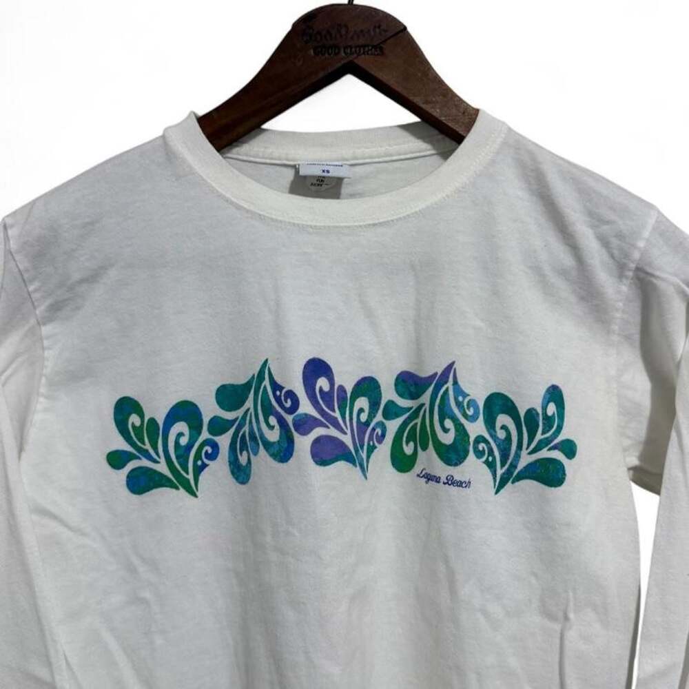 Crazy Shirt Hawaii Laguna Beach Long Sleeve Graphic T-Shirt XS